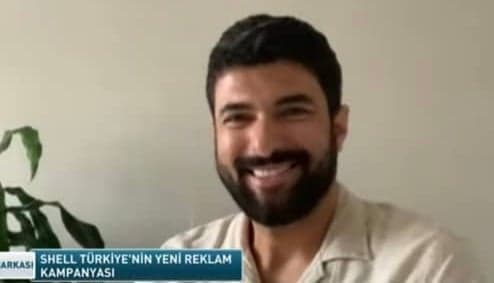 l’interview avec engin akyürek pour la campagne publicitaire de shell